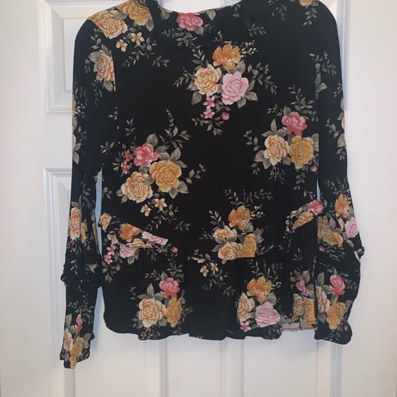 Flow Flowers Black AE Blouse - Picture 3 of 3